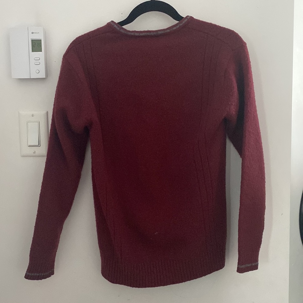 Sweater - Picture 3 of 3